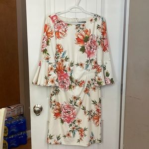 Ladies Dress *Jessica Howard* size 6